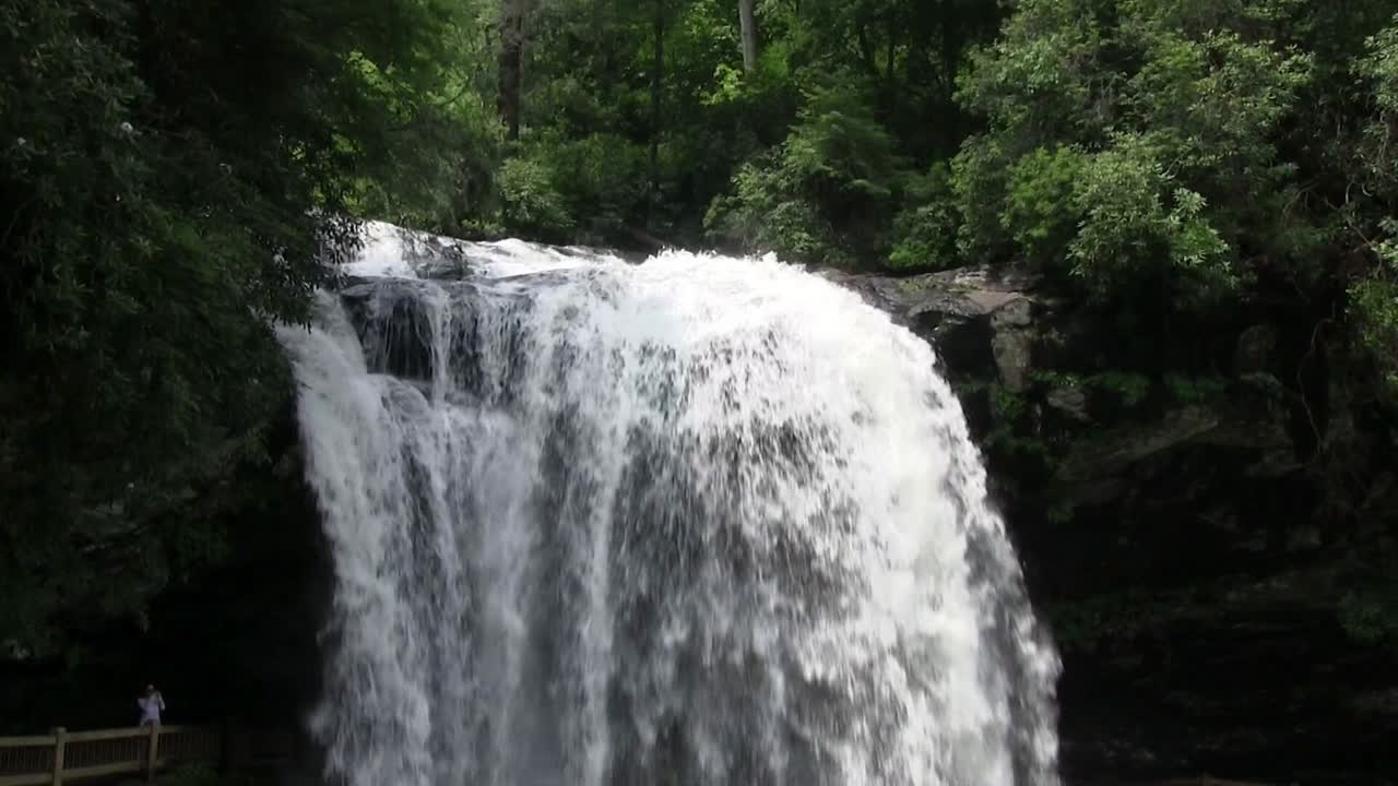 A pretty waterfall in North Carolina 1