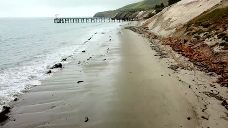 coast-line-pushing-in-drone-shot