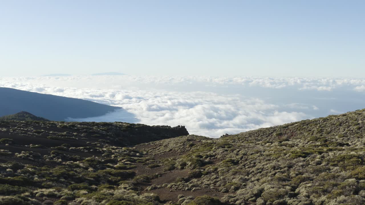 Breathtaking Mountain Landscape with Clouds