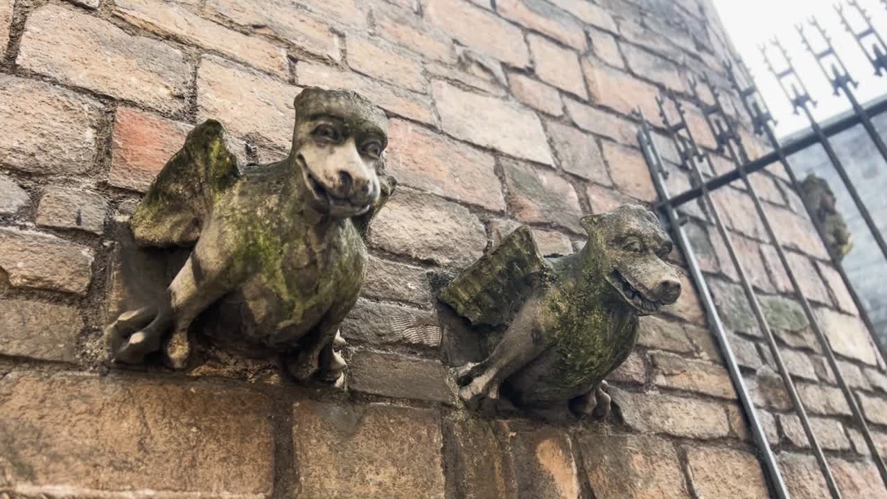 Wall Hanging Grotesque Gothic Sculpture