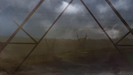 animación de la tormenta sobre los postes de electricidad al atardecer