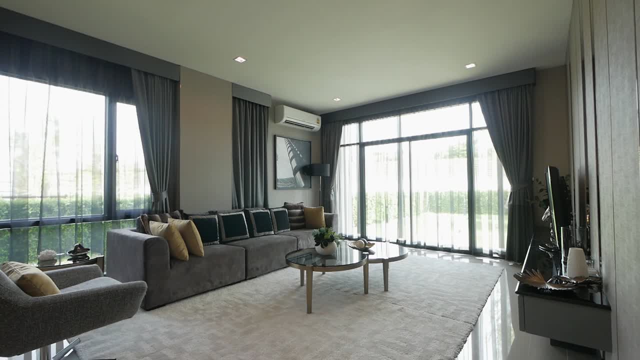 럭셔리 다크 테마 거실 장식