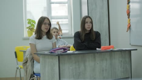 lección de inglés para adolescentes