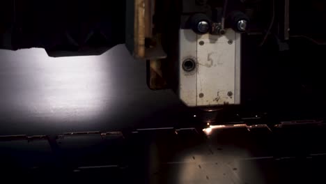 laser cutting metal sheets