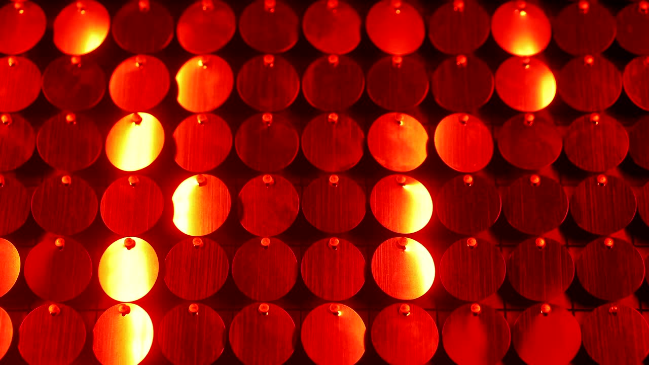 빛나는, 반이는 불빛과 함께 빨간색 운동 배경. 텍스트 세이버 또는 휴가, 축하 또는 화려한 파티의 개념에 탁월합니다.