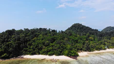 Aerial-jib-shot-of-beautiful-tropical-island-on-Andaman-Sea-in-Thailand---Koh-Kradan