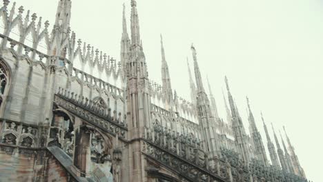 sculptures saints and martyrs decorating the cathedral milan duomo di milano