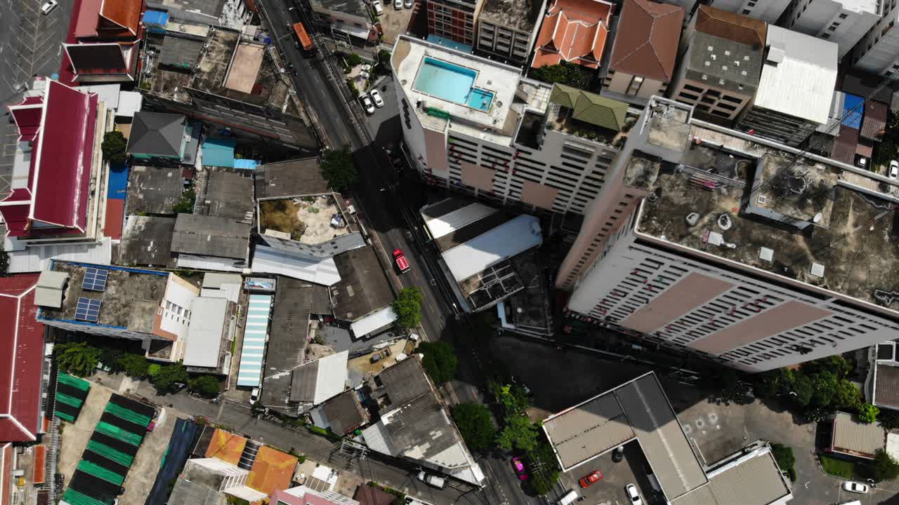 슬라이드 풀 건물