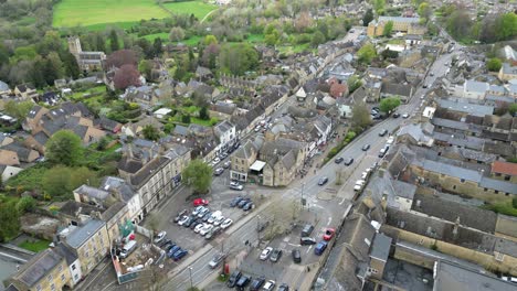 Chipping-Norton-town-centre-Oxfordshire-UK-drone-aerial-reverse-ascending