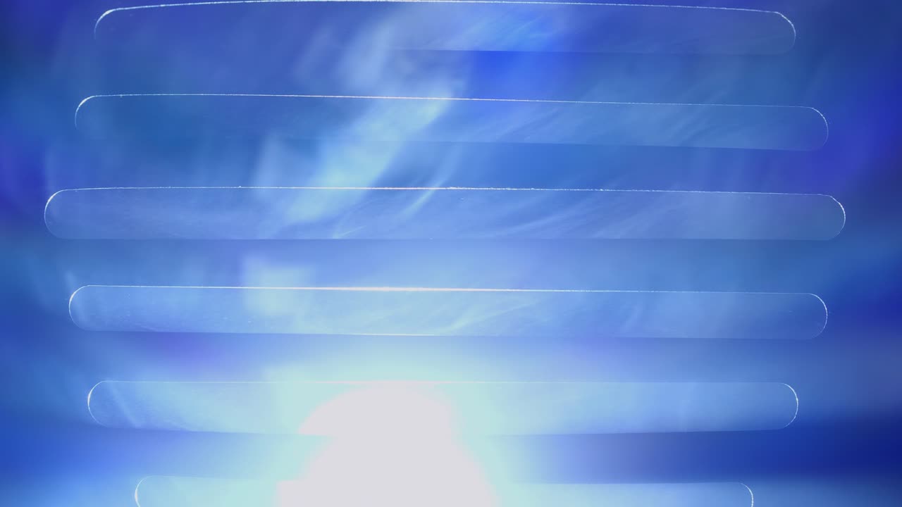 빛의 과 연기가 순서대로 나타납니다.