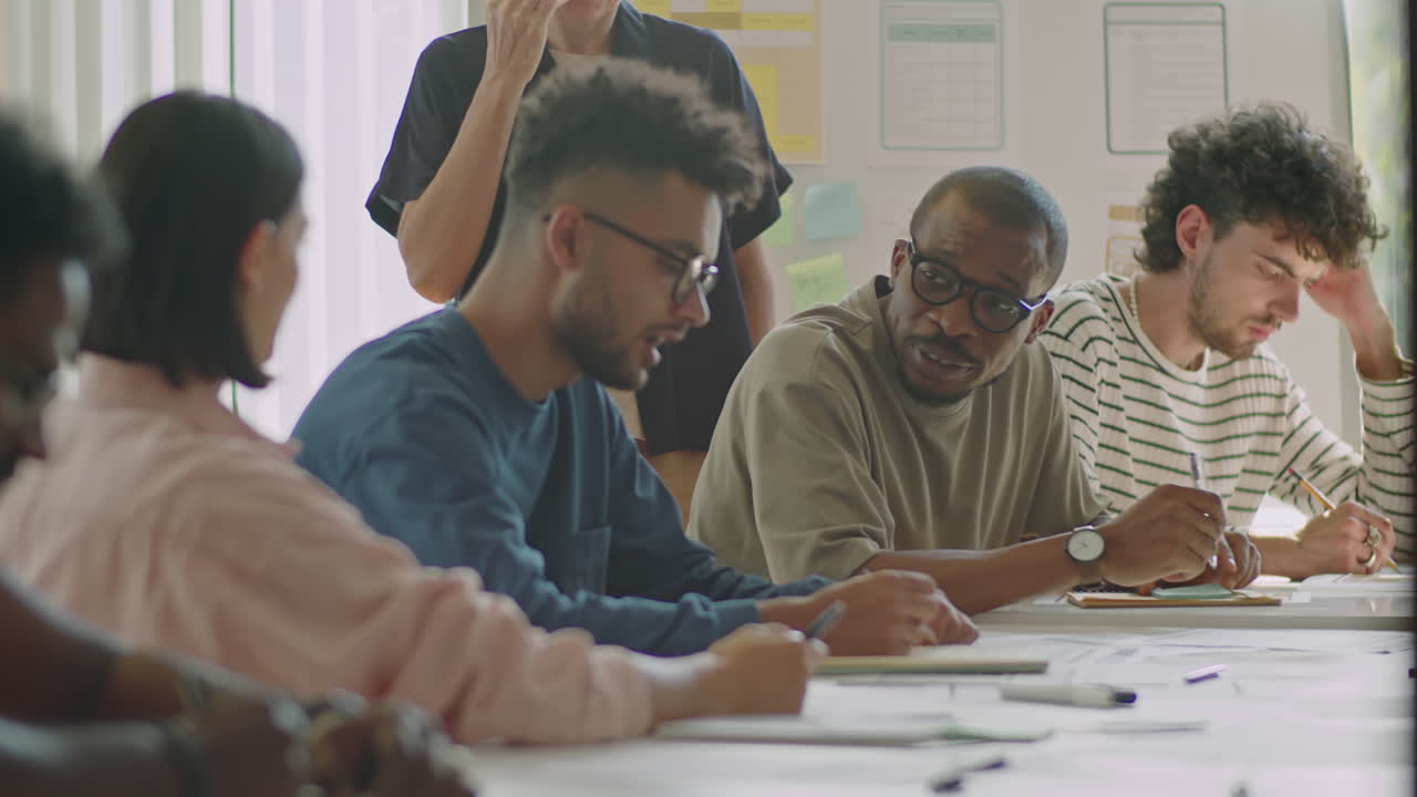 Migrant Student Advising with Group Mates during Exam