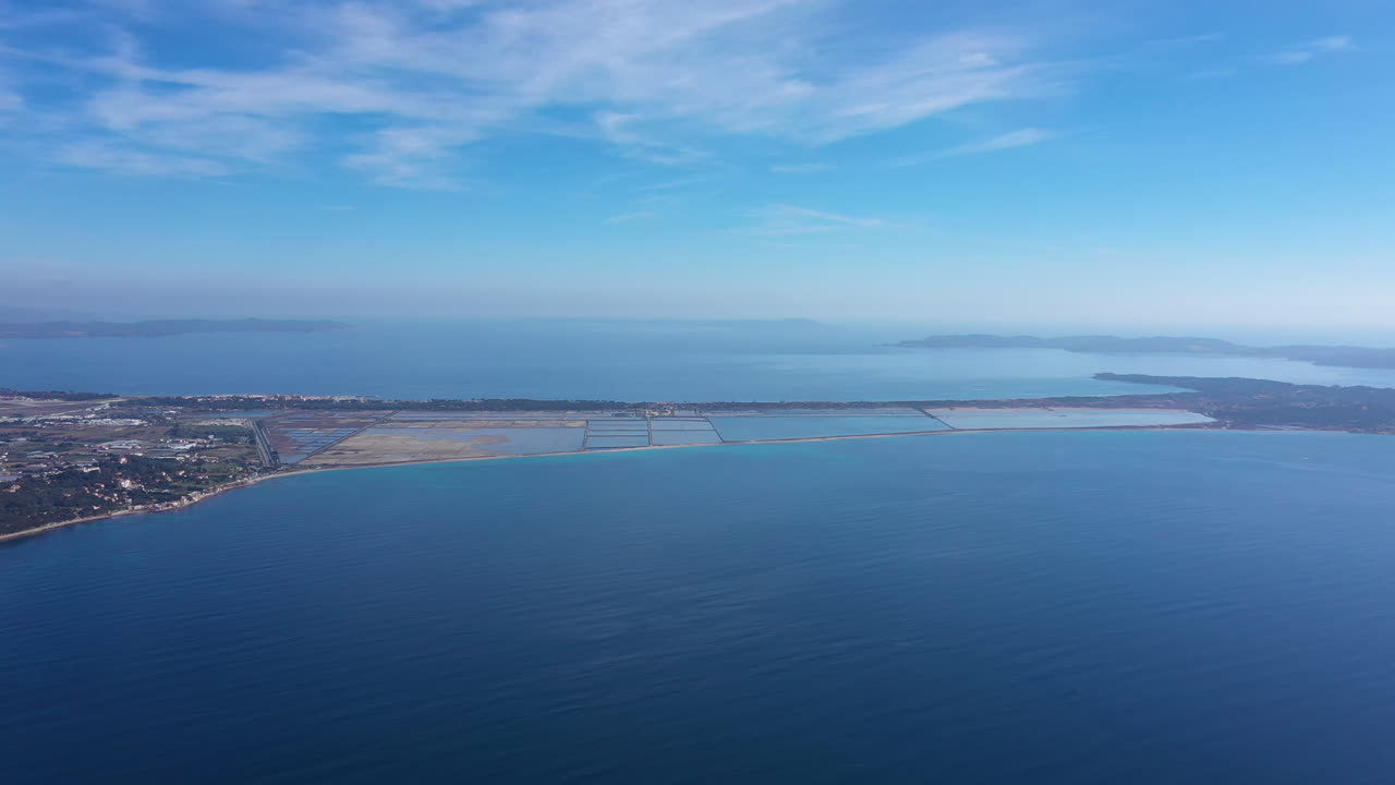 살리네르 반도 투어 폰듀 빛의 날 프랑스 지중해