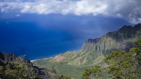 breathtaking view of the na pali coast in kauai, hawaii