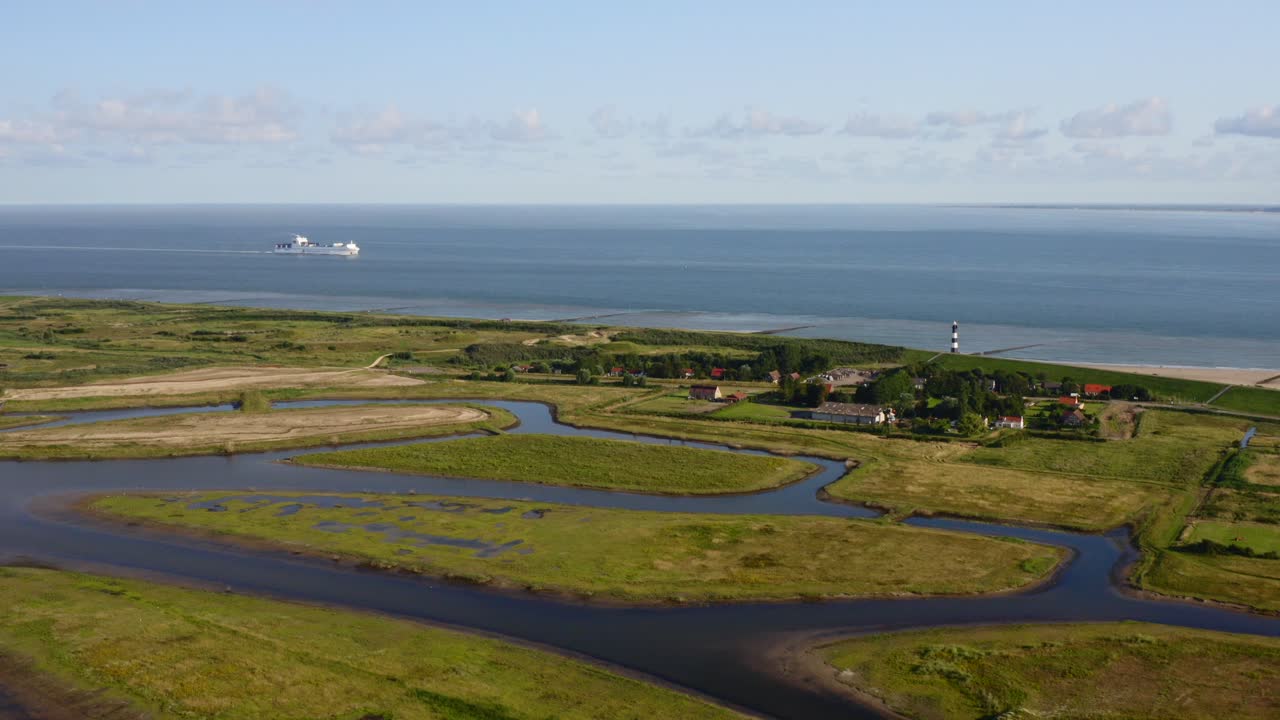 네덜란드 zeeland 지방의 자연 지역 및 레크리에이션 공원 인 북해와 물 언덕의 공중 고공 촬영
