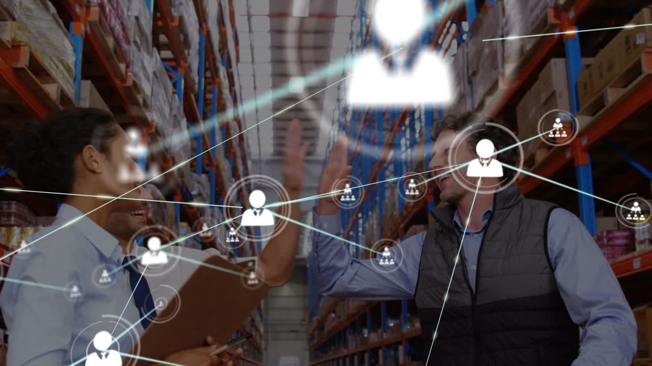 animación de la red de conexiones entre diversas personas en el almacén