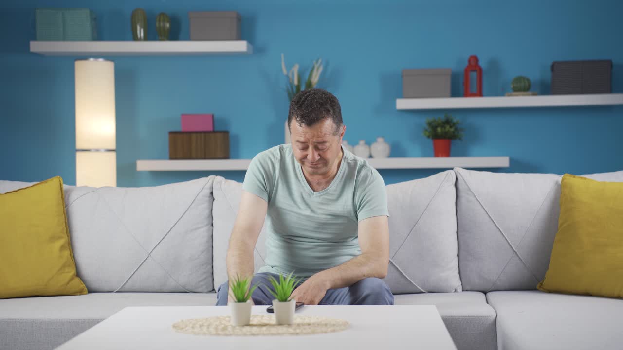 피곤하고 졸린 사람.