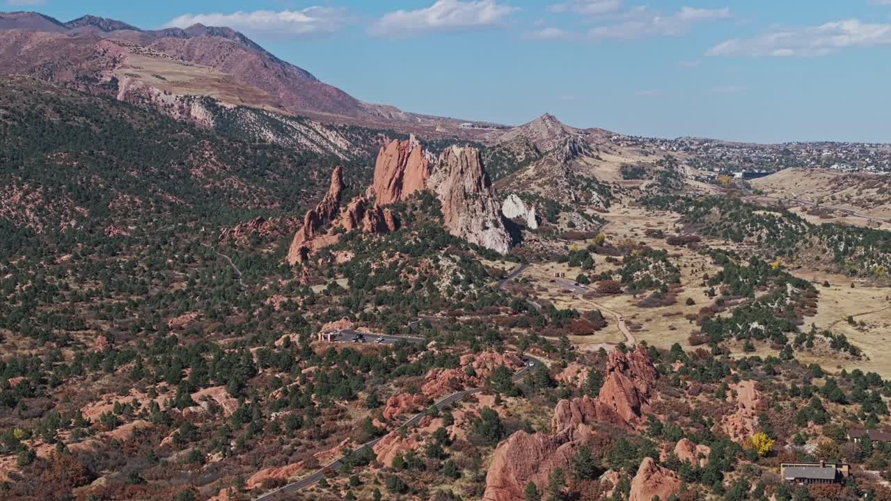 활기찬 은 모래암의 특징은 신들의 정원 콜로라도에서 두드러지게 나타납니다.
