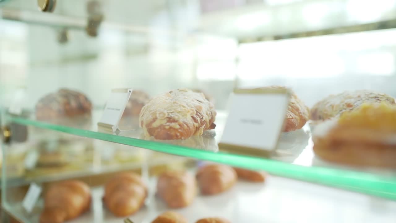 delicious food in fancy restaurant, close up shot