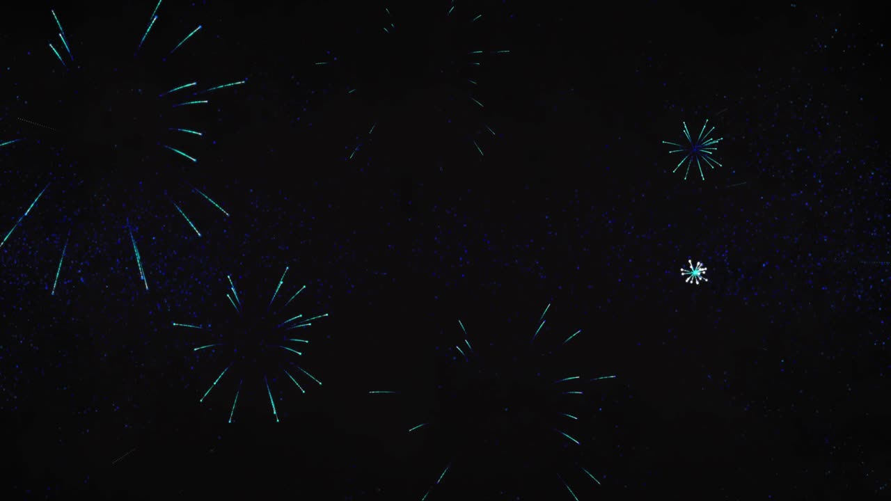 Animazione di auguri di Capodanno e fuochi d'artificio blu che esplodono su sfondo nero