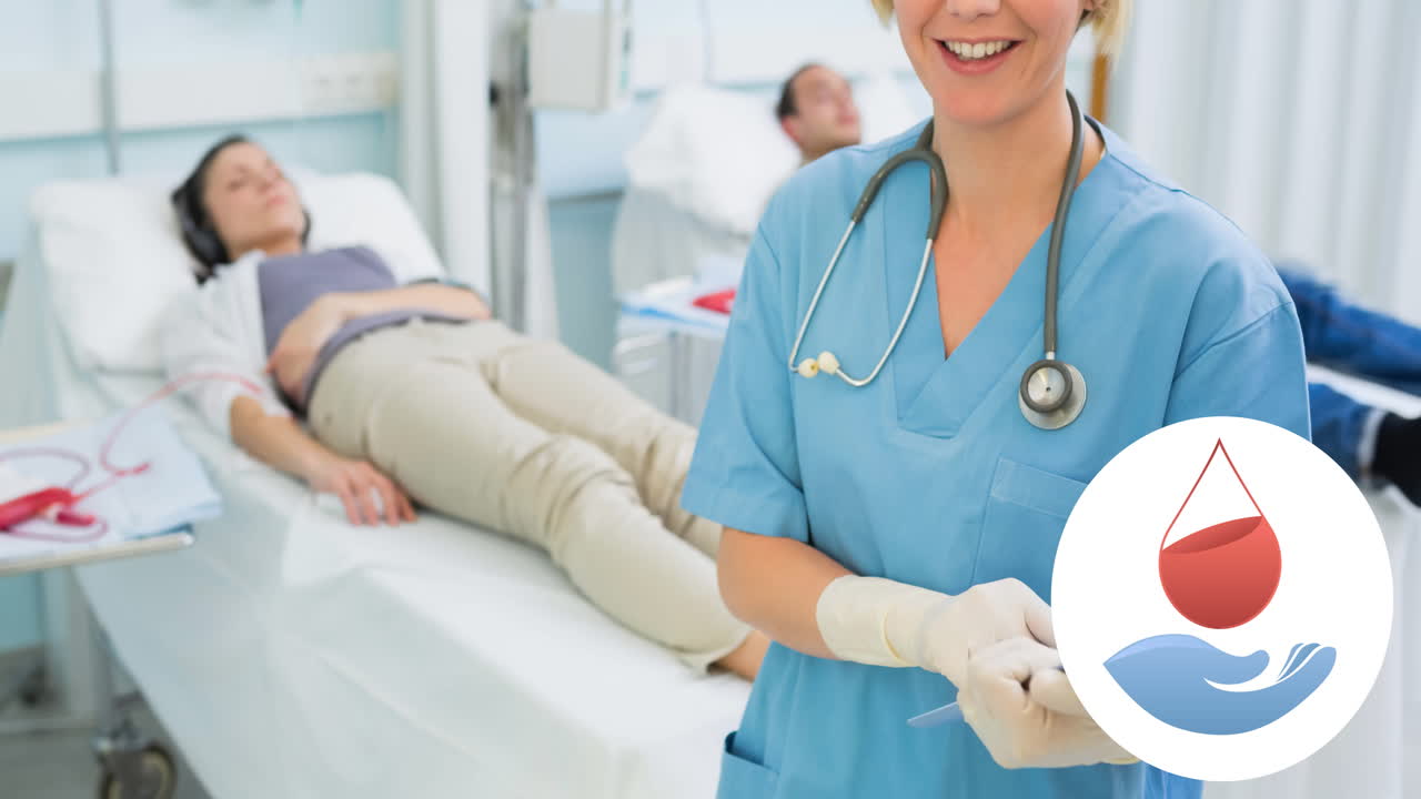 animación de la mano y la gota de sangre logotipo de donación de sangre sobre la enfermera y los donantes sonrientes