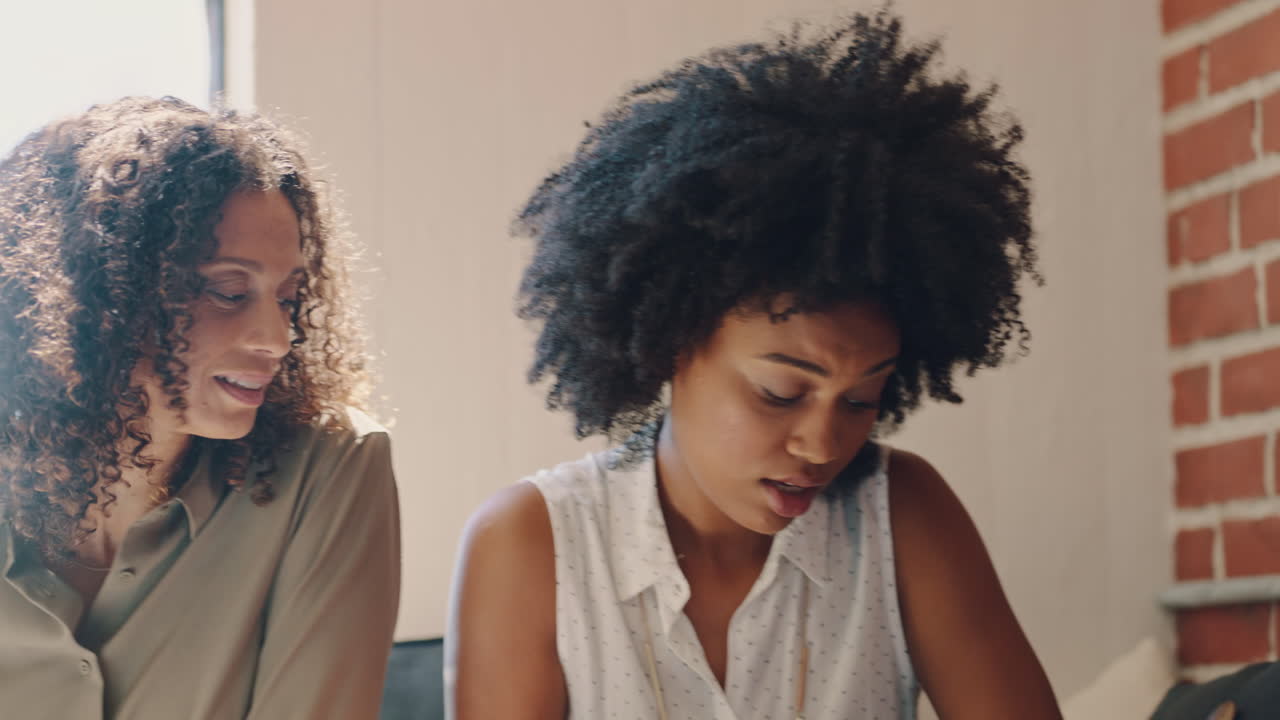 tableta, fotografía y diseñador gráfico