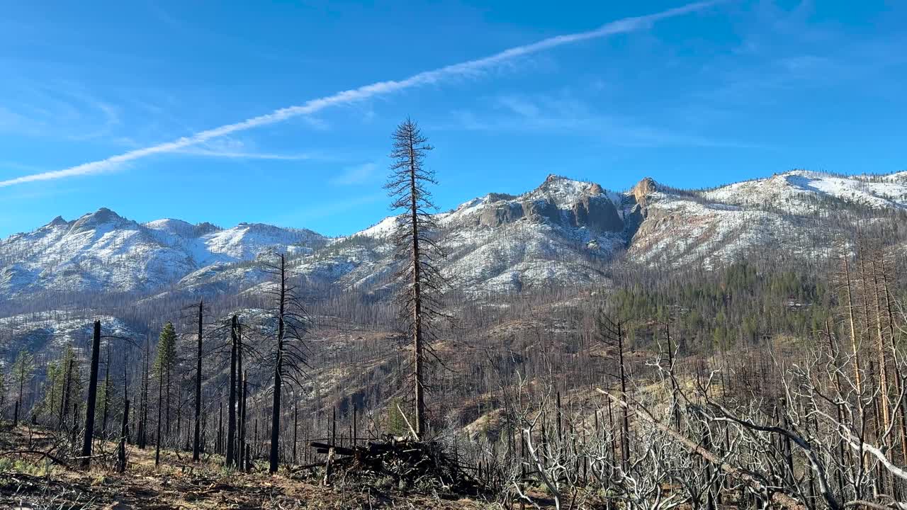 Mammoth Pools mountains in Sierra National Forest, Northern California on a sunny day PAN LEFT