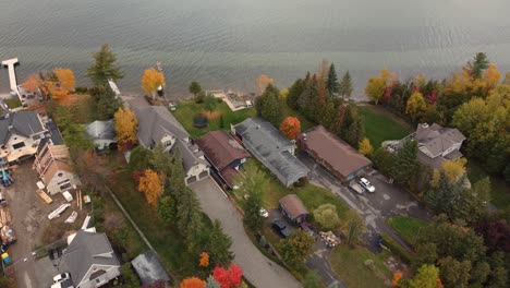 Aerial-view-of-houses-near-the-coastline