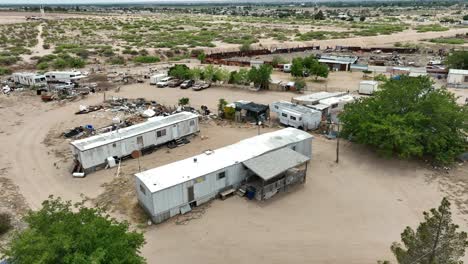 casas móviles parque de remolques viviendas en el desierto en ee.uu.