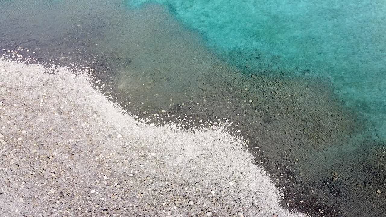 육지와 바다의 질감과 다채로운 색조의 행성 지구 자연의 아름다움