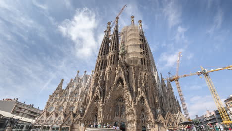 sagrada familia cathedral in barcelona