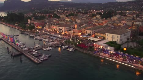 Bardolino,-Tiro-De-Drone-Del-Lago-De-Garda