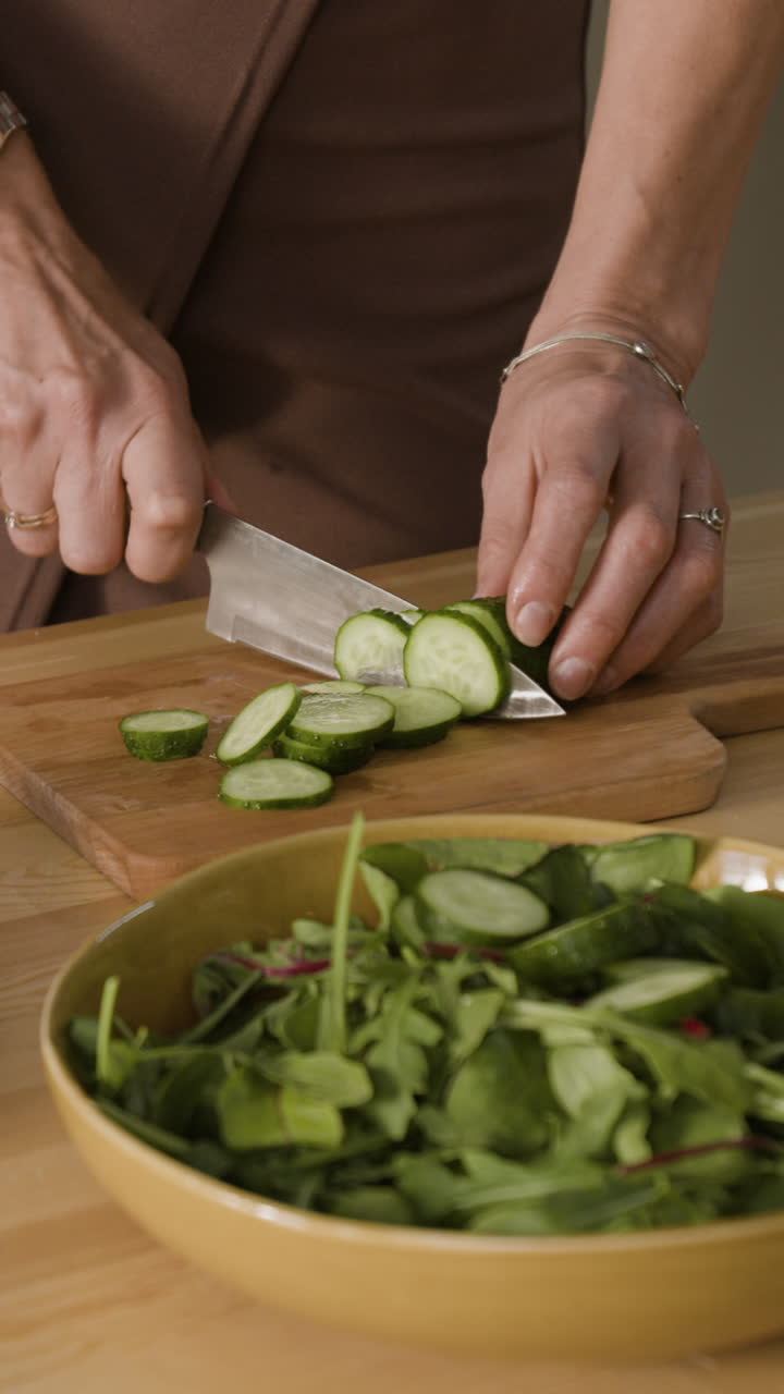 Preparing a cucumber salad