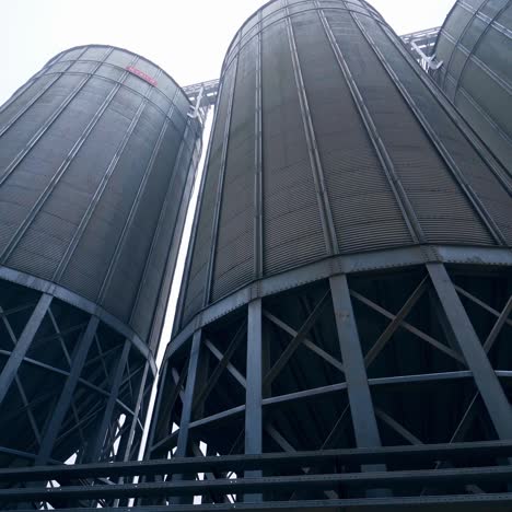 grain storage elevators. steel grain silos for grain storage