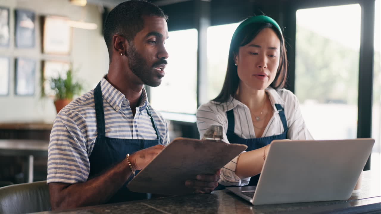 카페에서 비즈니스 동료