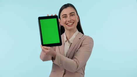 tableta, pantalla verde y sonrisa con un negocio