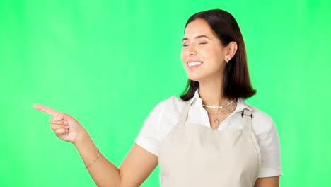 maqueta, pantalla verde y señalando a la mujer que muestra