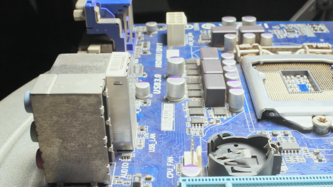 компонент материнской платы компьютера с близким взглядом