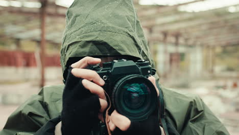 taking picture at nuclear site