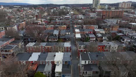 housing neighborhood in downtown city