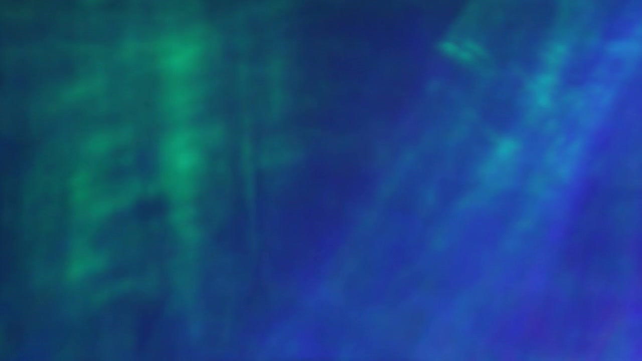 Fughe di luce blu e verde astratte su sfondo nero