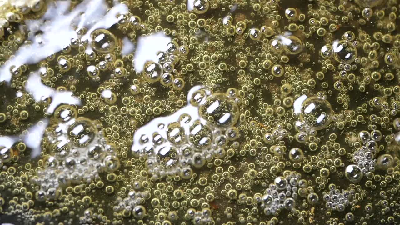 Boiling Oil with Bubbles