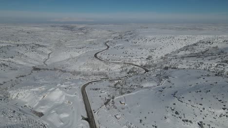 Amplias-Llanuras-Nevadas