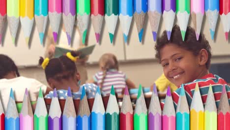 animation von farbigen bleistiften über verschiedene schulkinder und eine lehrerin