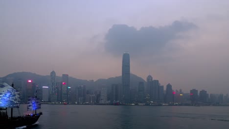 Insel-Hongkong-In-Der-Abenddämmerung