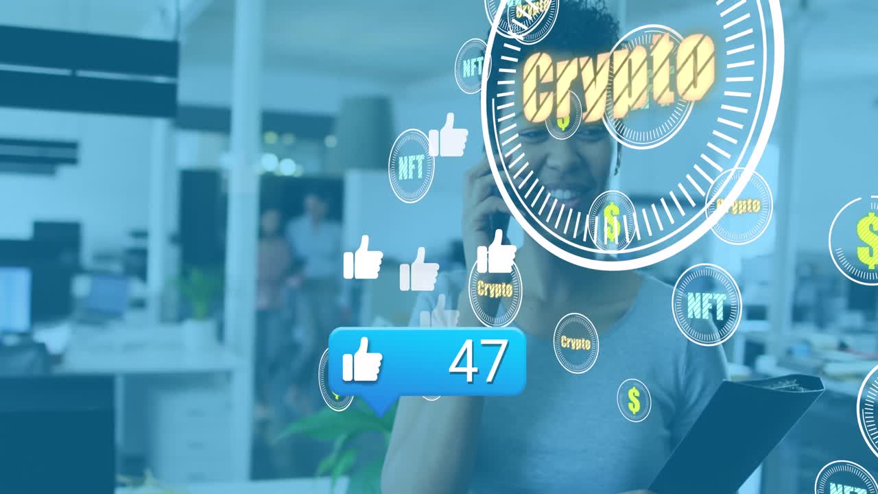 Animazione di reazioni dei social media e criptovalute su una donna di etnia mista che usa lo smartphone in ufficio