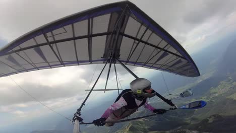 hang glider above krn mountain