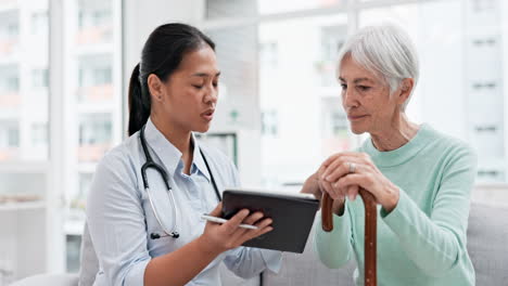 Talking,-old-woman-or-doctor-with-tablet