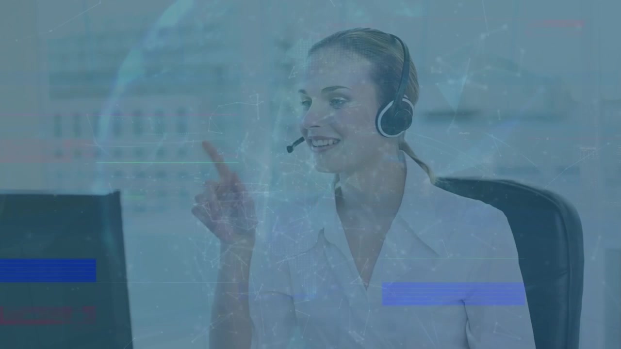 Animação de rede de conexões e glitch sobre empresária usando headset telefônico