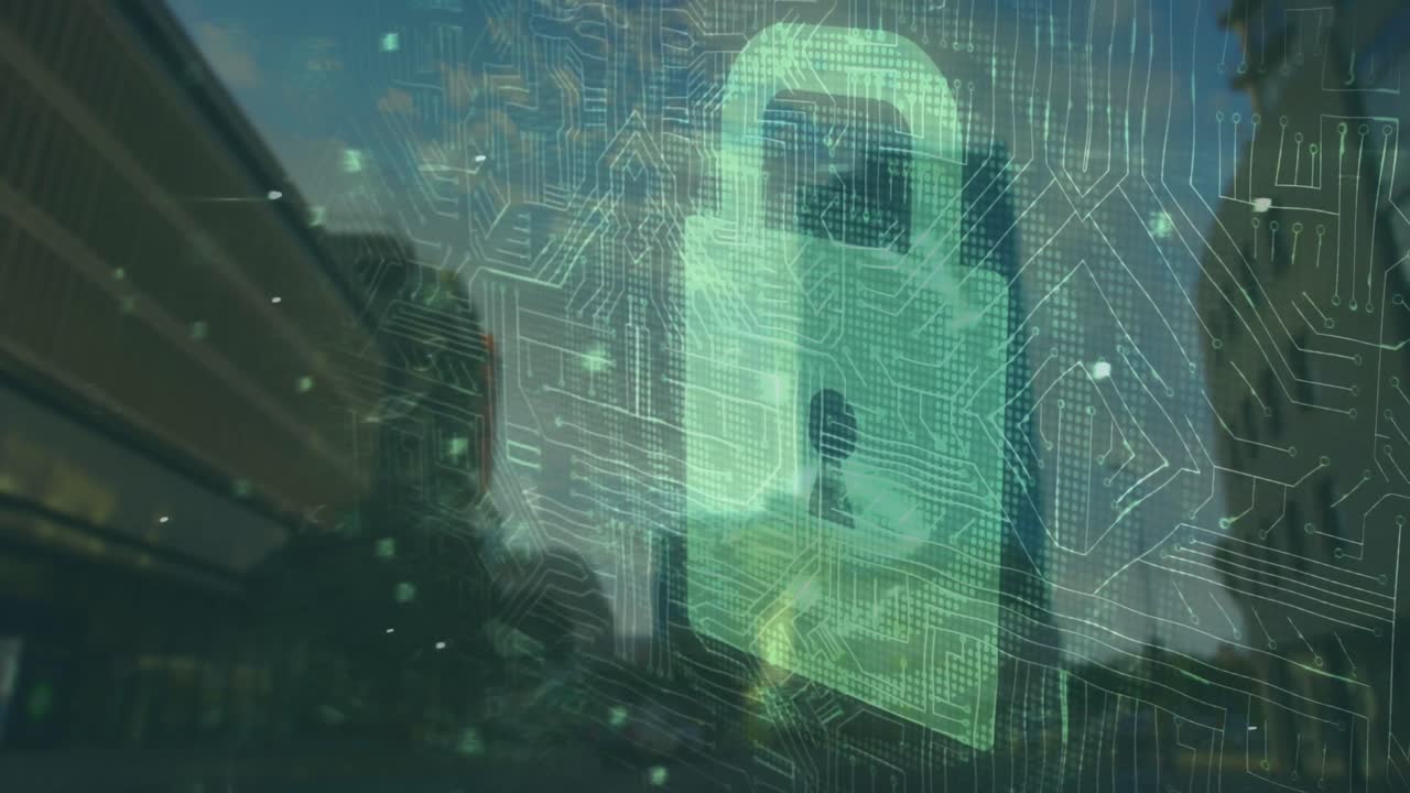 animación del candado de seguridad en línea sobre placa de circuito y paisaje urbano