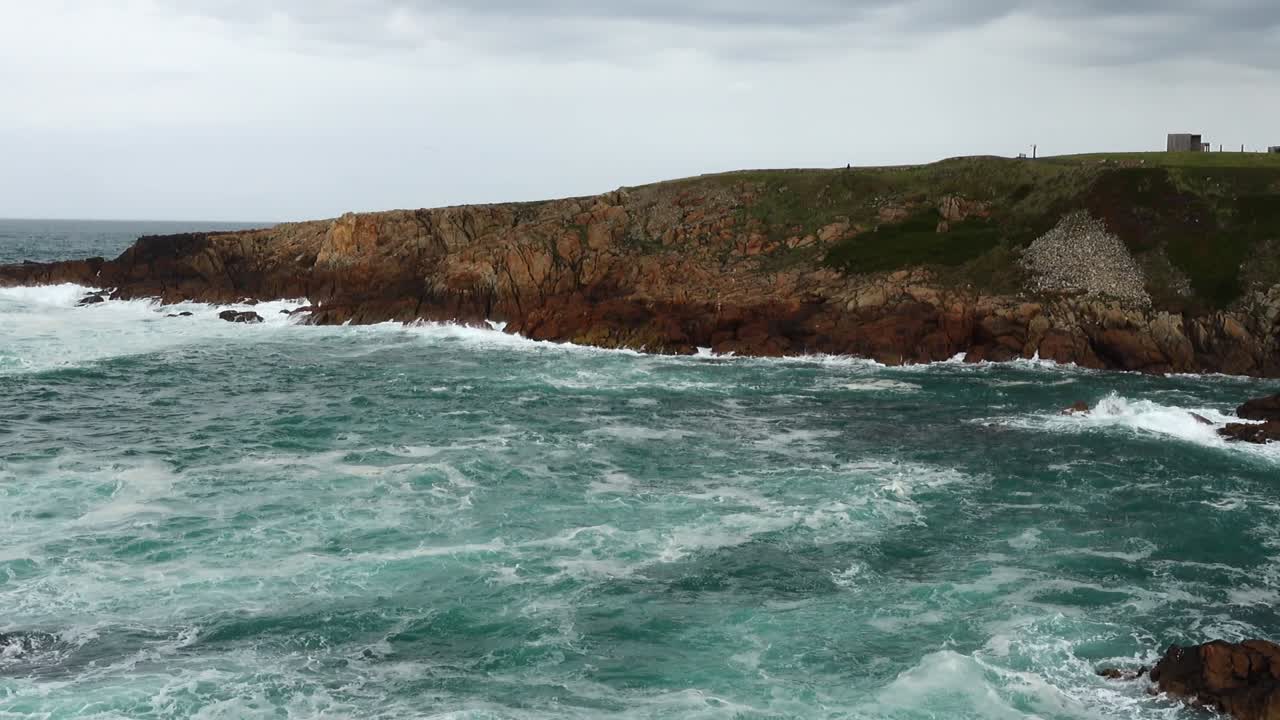 Rocce e oceano. La Coruña. Spagna. Oceano Atlantico